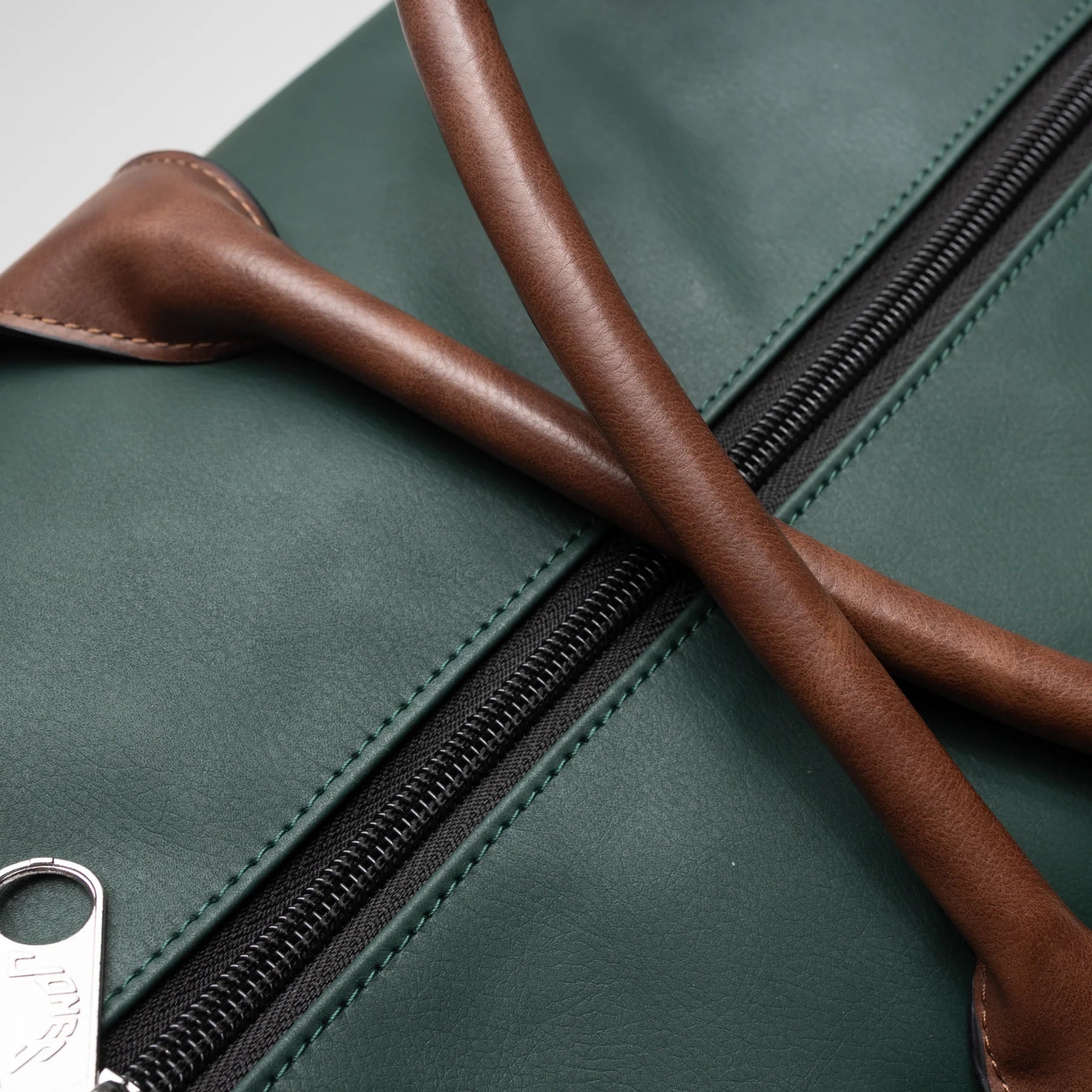 Jones Clubhouse Duffle - Mörkgrön/Brun